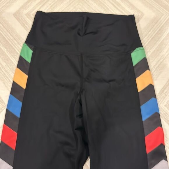 Beach Riot Black with Side Multi Color Block Panels High Waist Leggings: Size XS - Picture 3 of 6